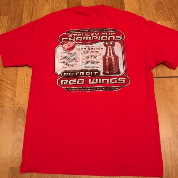 SOLD ❌ Vintage 2002 Detroit Red Wings T-shirts - Picture 2 of 8
